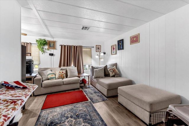 1340 Alrose Lane, SPC 68, Redding, CA 96002