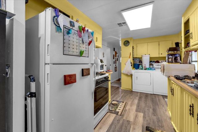 1340 Alrose Lane, SPC 68, Redding, CA 96002