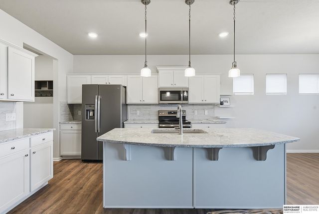 16624 Hanover Street, Bennington, NE 68007