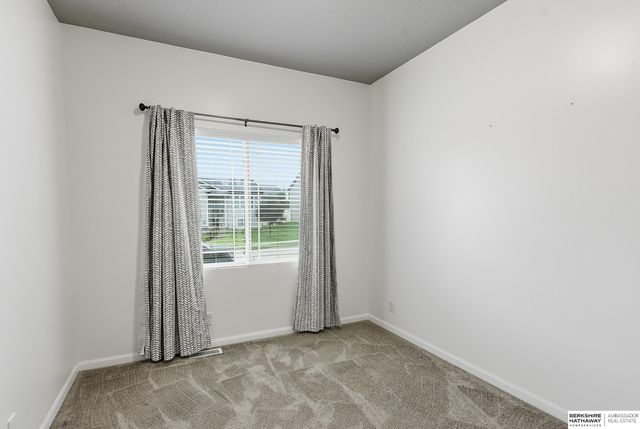 16624 Hanover Street, Bennington, NE 68007