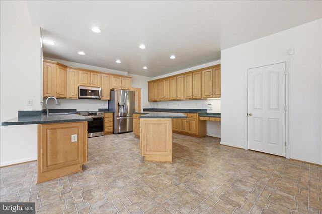 3505 SEA PINES DR, Mount Airy, MD 21771