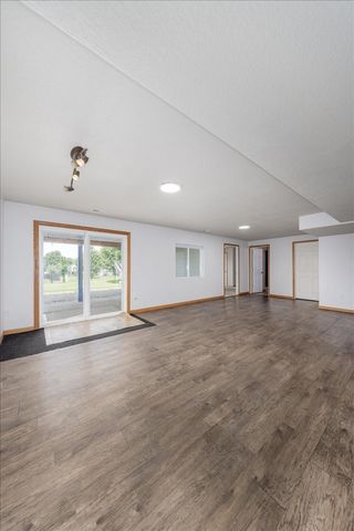 1714 Crabapple Lane, Granger, IA 50109