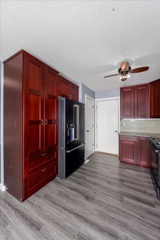 1714 Crabapple Lane, Granger, IA 50109