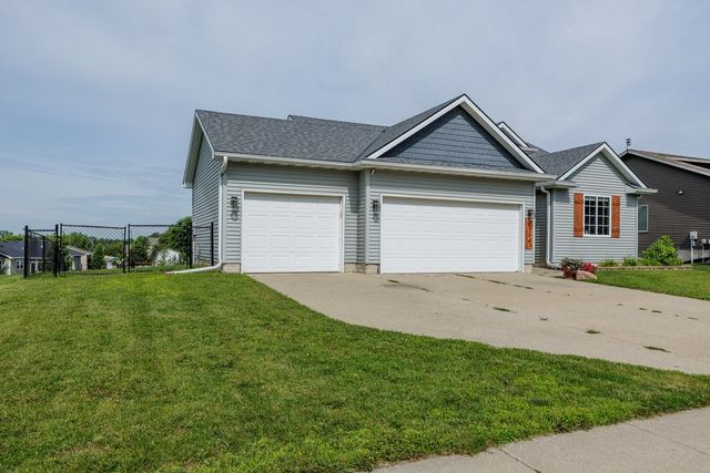 1714 Crabapple Lane, Granger, IA 50109