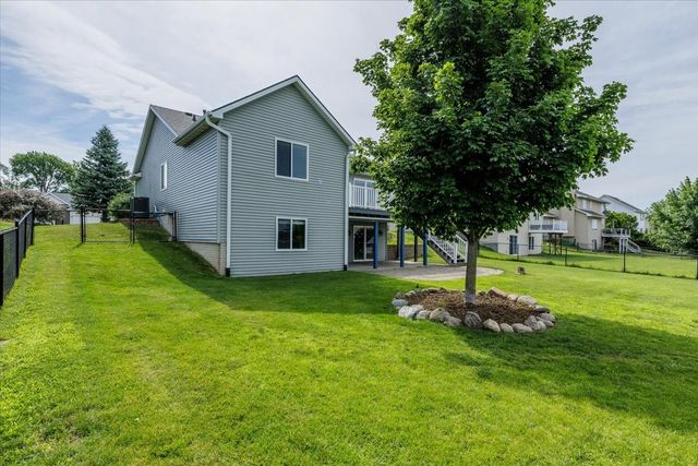1714 Crabapple Lane, Granger, IA 50109