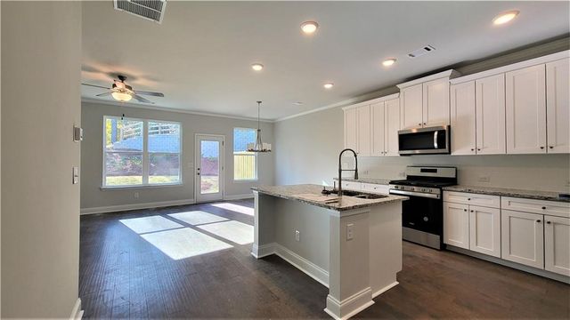 6800 Cedar Glen Road, Atlanta, GA 30360