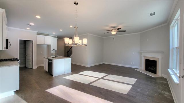 6800 Cedar Glen Road, Atlanta, GA 30360