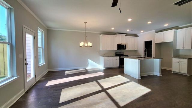 6800 Cedar Glen Road, Atlanta, GA 30360