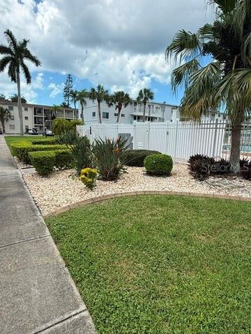 2223 SUNSET DRIVE E24, Bradenton, FL 34207