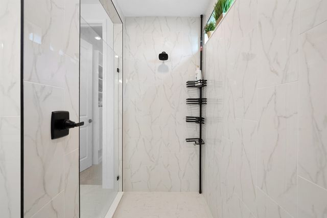 2498 Trailmark Dr, St Augustine, FL 32092