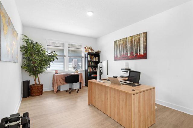 2498 Trailmark Dr, St Augustine, FL 32092