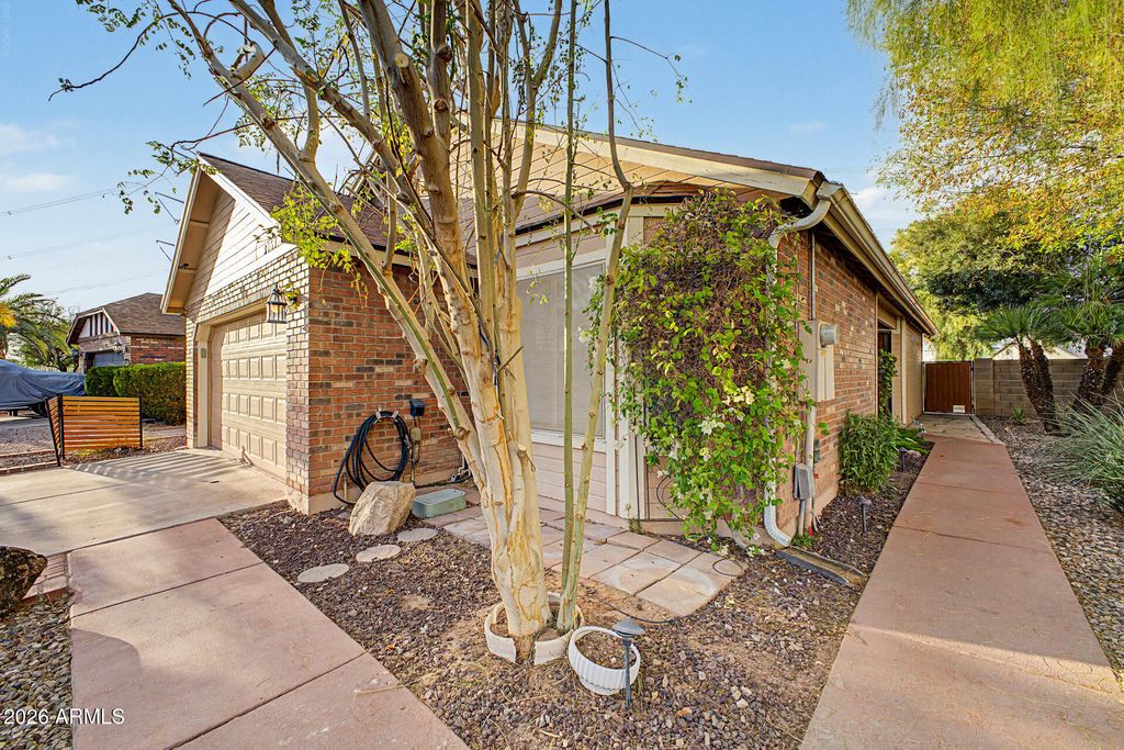 3463 N VERANO Court, Chandler, AZ 85224 — photo 4