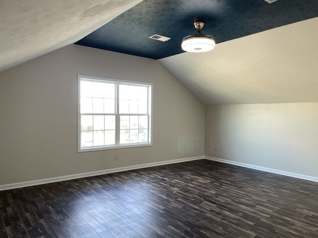 2326 Button Dr, Clarksville, TN 37040