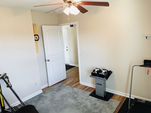 2326 Button Dr, Clarksville, TN 37040