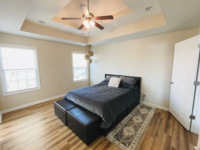 2326 Button Dr, Clarksville, TN 37040