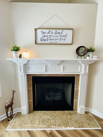 2326 Button Dr, Clarksville, TN 37040