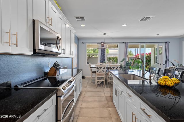 2319 W DARROW Street, Phoenix, AZ 85041