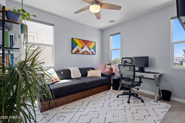 2319 W DARROW Street, Phoenix, AZ 85041