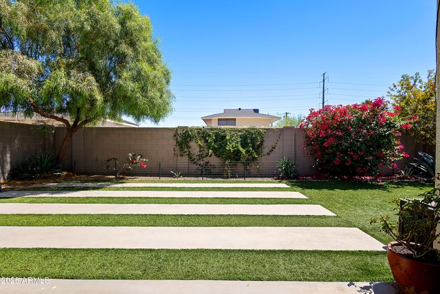 2319 W DARROW Street, Phoenix, AZ 85041