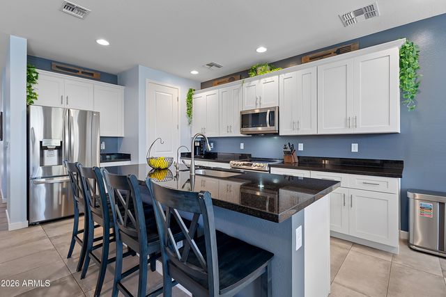 2319 W DARROW Street, Phoenix, AZ 85041