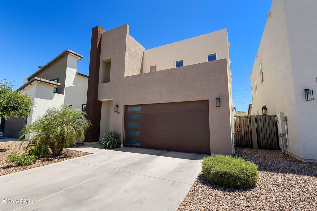2319 W DARROW Street, Phoenix, AZ 85041 — photo 3