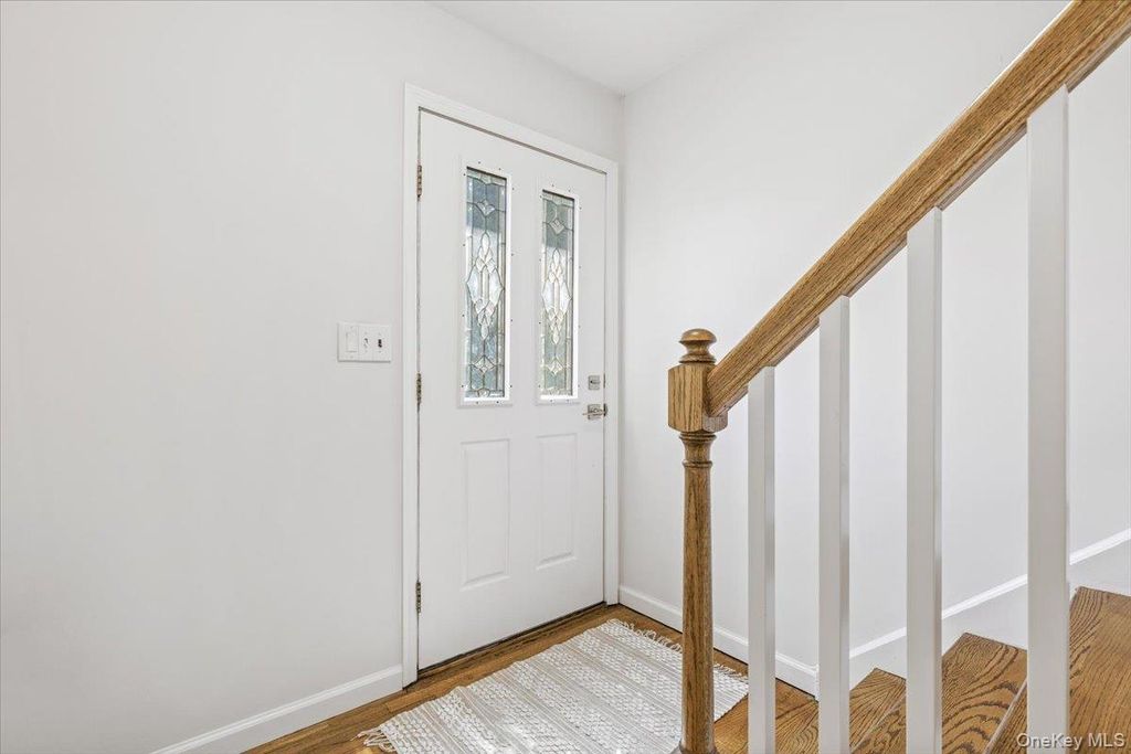 221 Park Avenue E, West Harrison, NY 10604 — photo 3