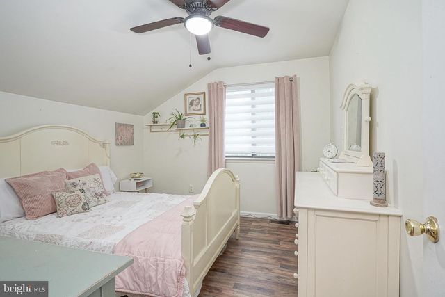 8 SYCAMORE CT, Lumberton, NJ 08048