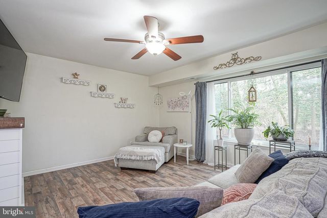 8 SYCAMORE CT, Lumberton, NJ 08048