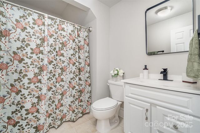 14247 Richmond Park Avenue, Charlotte, NC 28277