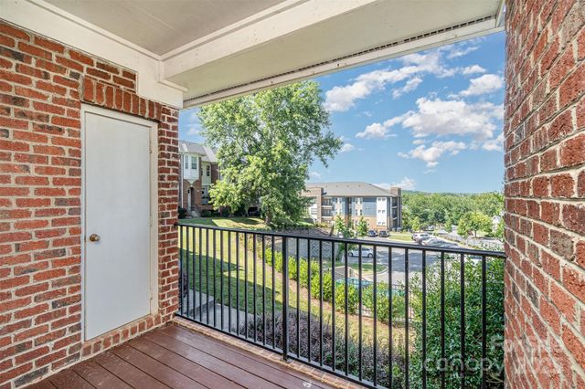 14247 Richmond Park Avenue, Charlotte, NC 28277