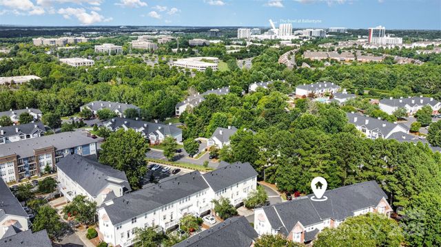 14247 Richmond Park Avenue, Charlotte, NC 28277