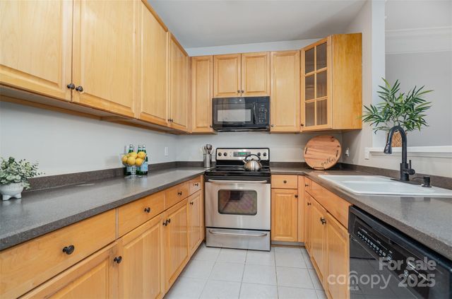 14247 Richmond Park Avenue, Charlotte, NC 28277