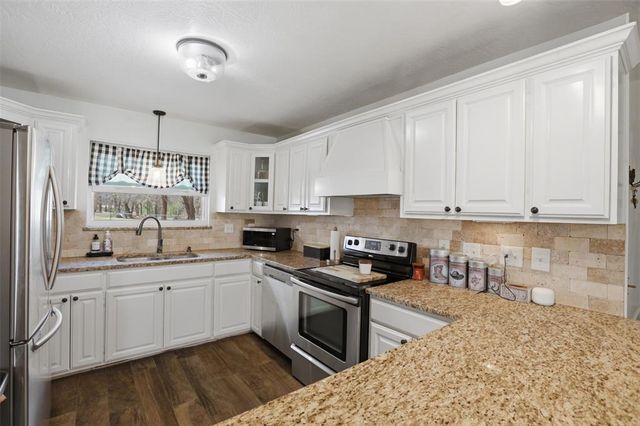 319 E Cedar Drive, Tuttle, OK 73089
