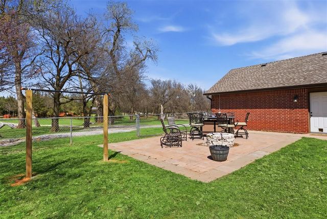 319 E Cedar Drive, Tuttle, OK 73089