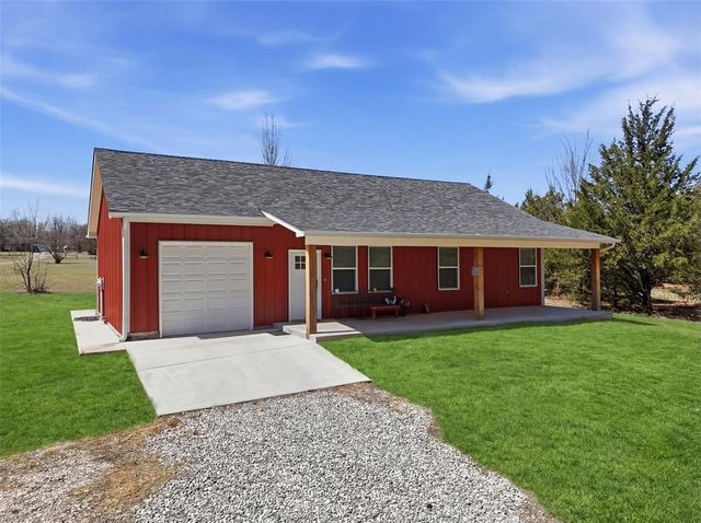 319 E Cedar Drive, Tuttle, OK 73089
