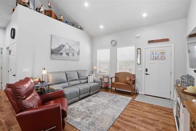 319 E Cedar Drive, Tuttle, OK 73089