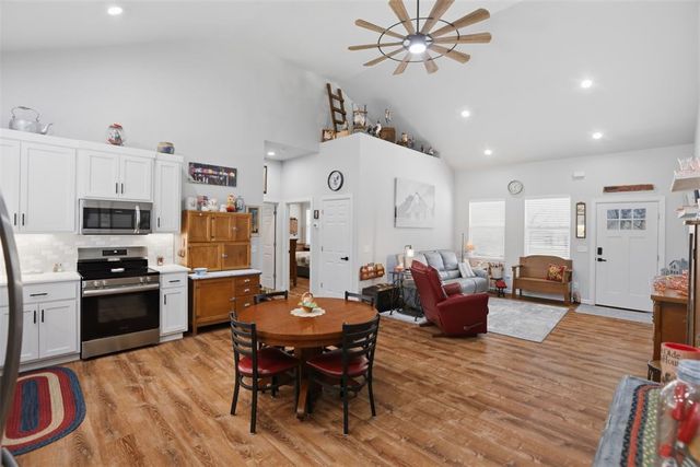 319 E Cedar Drive, Tuttle, OK 73089