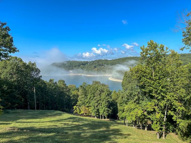 332 Panorama Shores Drive, Eureka Springs, AR 72631