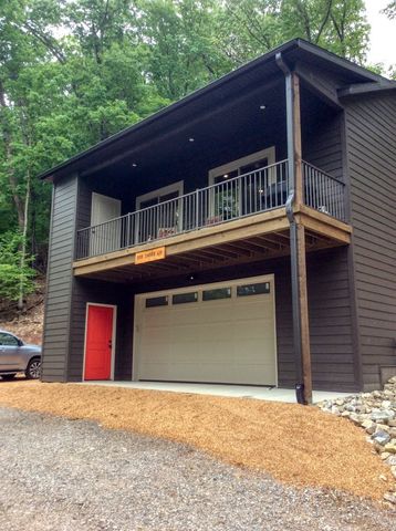 332 Panorama Shores Drive, Eureka Springs, AR 72631