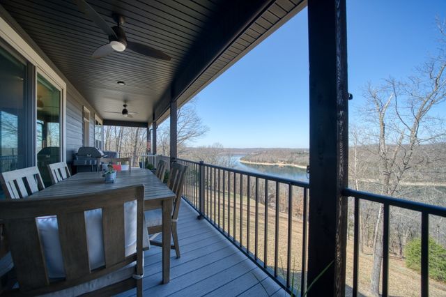 332 Panorama Shores Drive, Eureka Springs, AR 72631