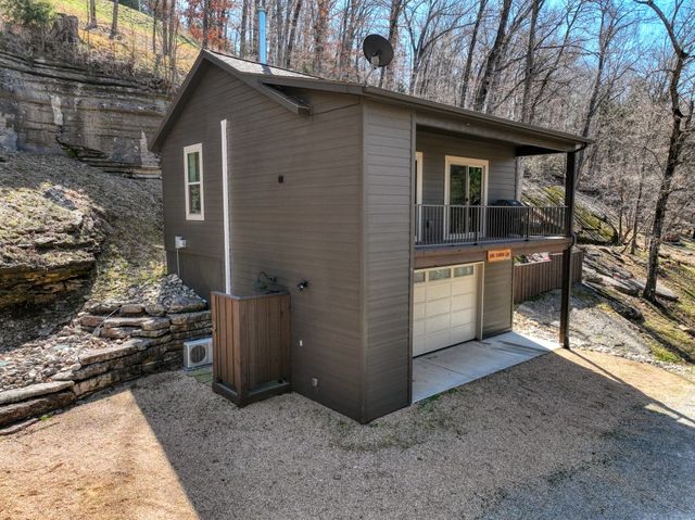 332 Panorama Shores Drive, Eureka Springs, AR 72631