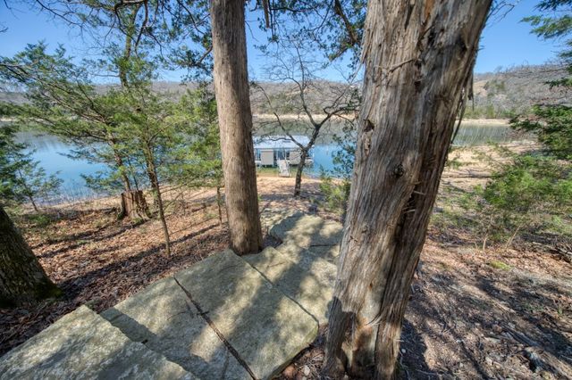 332 Panorama Shores Drive, Eureka Springs, AR 72631