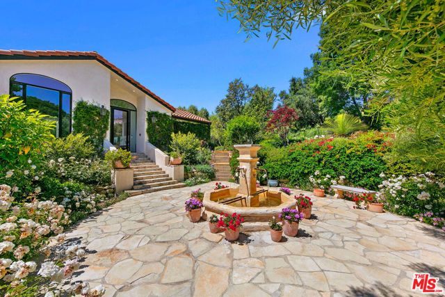 27450 Calicut Road, Malibu, CA 90265