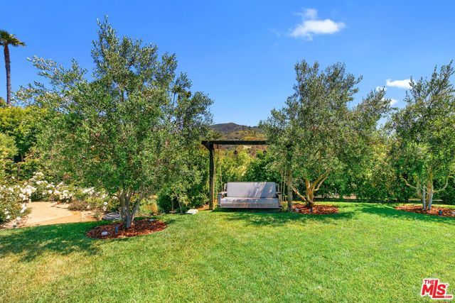 27450 Calicut Road, Malibu, CA 90265