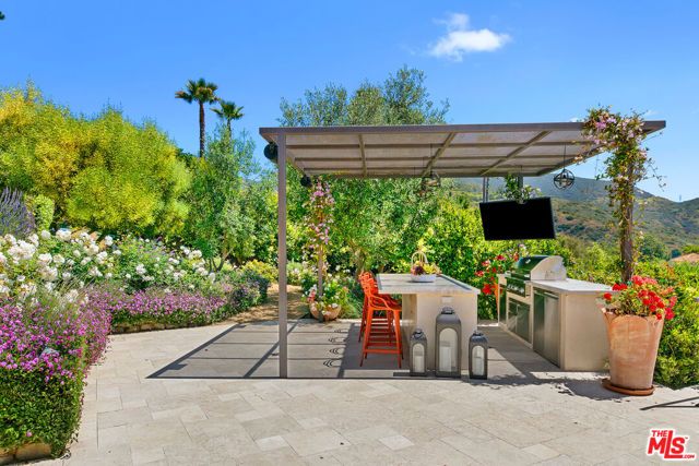 27450 Calicut Road, Malibu, CA 90265