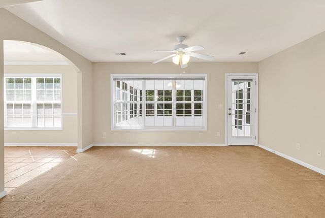891 Helms Way, Conway, SC 29526