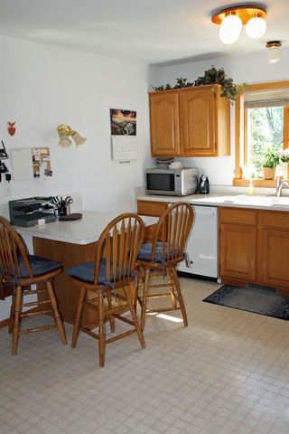 2229 Larrabee Avenue, Waverly, IA 50677
