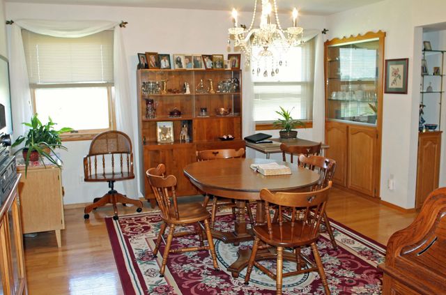 2229 Larrabee Avenue, Waverly, IA 50677