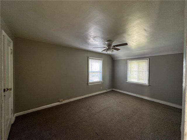 2310 Delaware Ave, New Castle, PA 16105