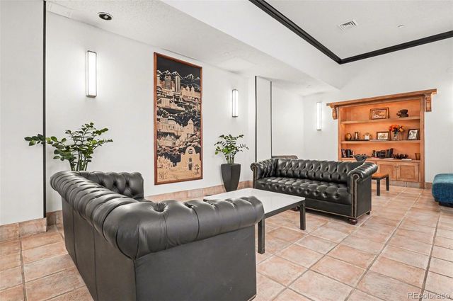 1020 15th Street 32L, Denver, CO 80202